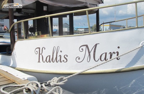 3/19 Das Dampfboot "Kallis Mari" (dt. "Liebe Mari")