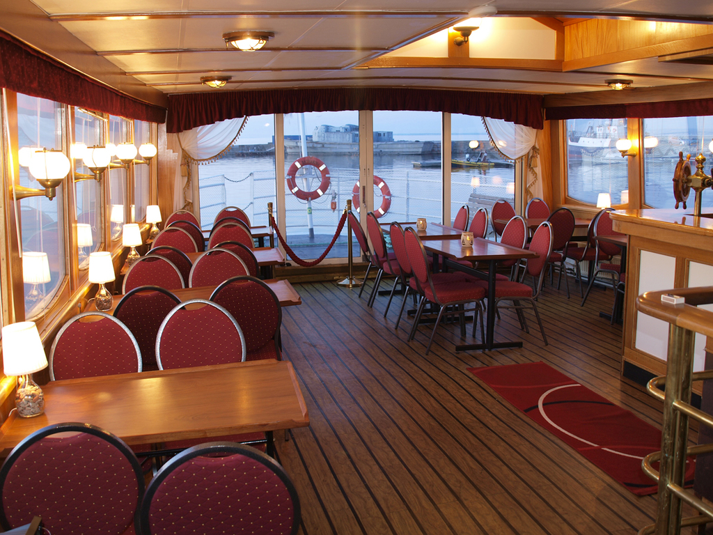 6/14 "Dinner Cruise" oder eine Mahlzeit auf dem Meer mit dem Dampfschiff "Katharina"