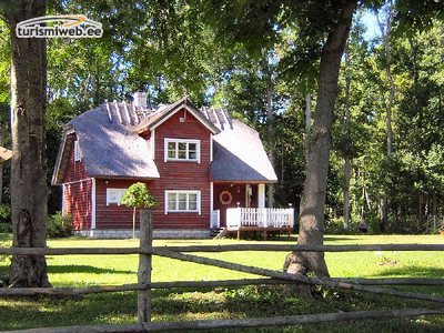 3/10 Baltic Cottage Agency Cottages