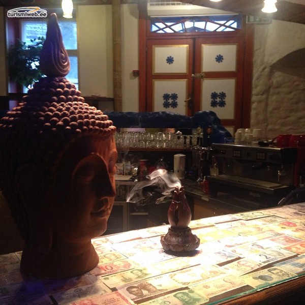 5/6 Buddha Lounge