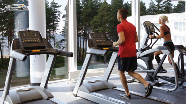 3/9 The Three Apples Spa fitness centre