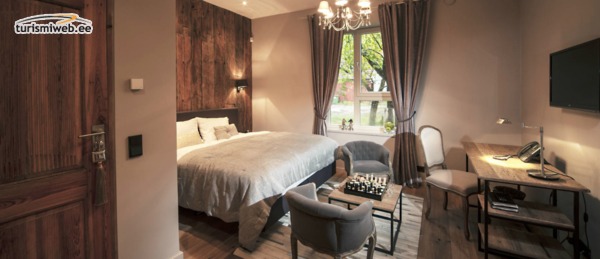 4/7 Frost Boutique Hotel