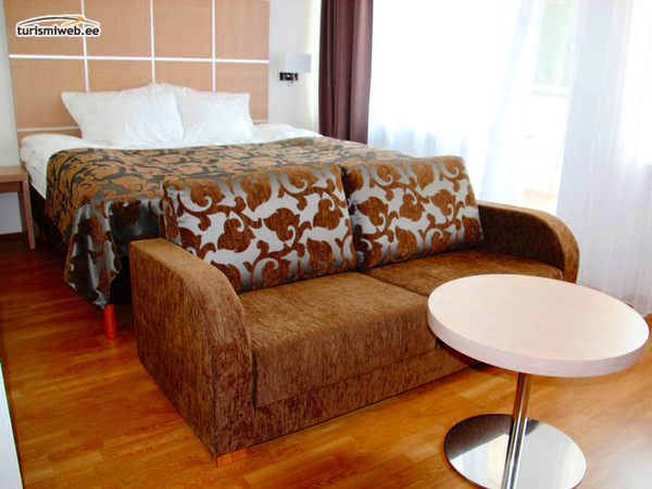 4/16 Hotel Pärnu