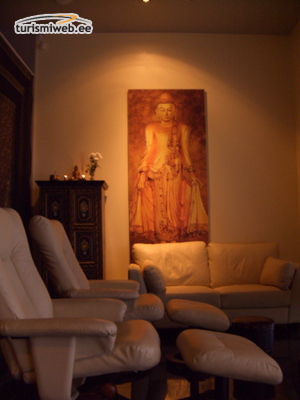 3/10 Oriental House Relaxing Studio