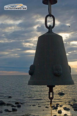 2/2 Parvlaeval Estonia Hukkunute Mälestusmärk Tahkunas