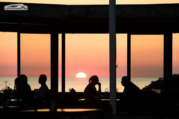 5/6 Paat beachside restaurant