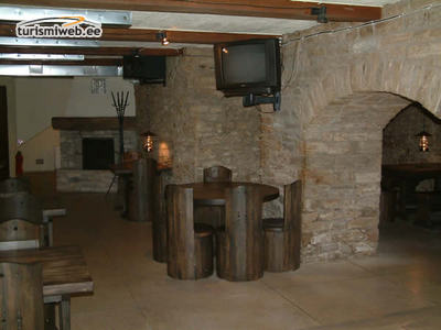 6/6 Central, Restaurant And Beer Cellar