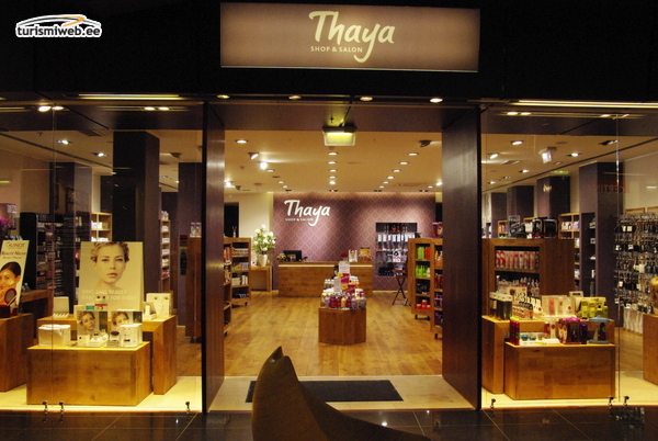 2/10 Thaya Shop & Salon