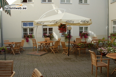 9/20 Werner Café-Lounge