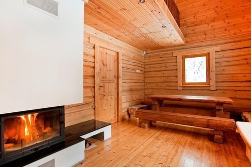 Sauna Cottages In Laitserallypark / Kaminaruum