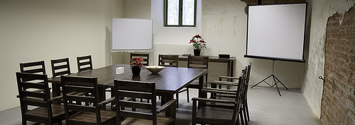 Eistvere Mõis / Eistvere mõisa aida väike seminariruum