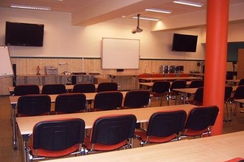 Центр Оздоровительного Спорта Йыулумяэ / Classroom