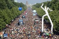 Pool miljonit inimest tantsis Berliinis Love Parade’il